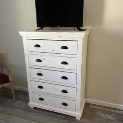 DISTRESSED WHITE DRESSER