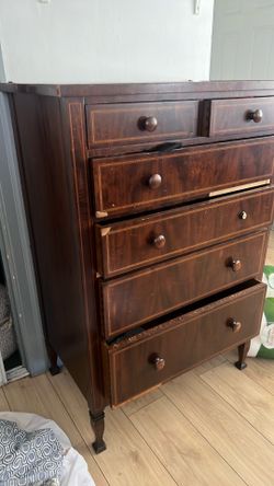 Free dresser