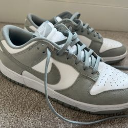Nike Dunk Retro