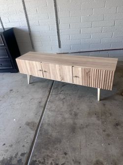 Mid-Century Modern TV Stand / Media Console