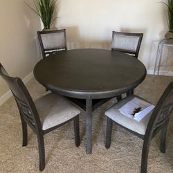 New Dining Set Round With 3 Chairs Grey $459 