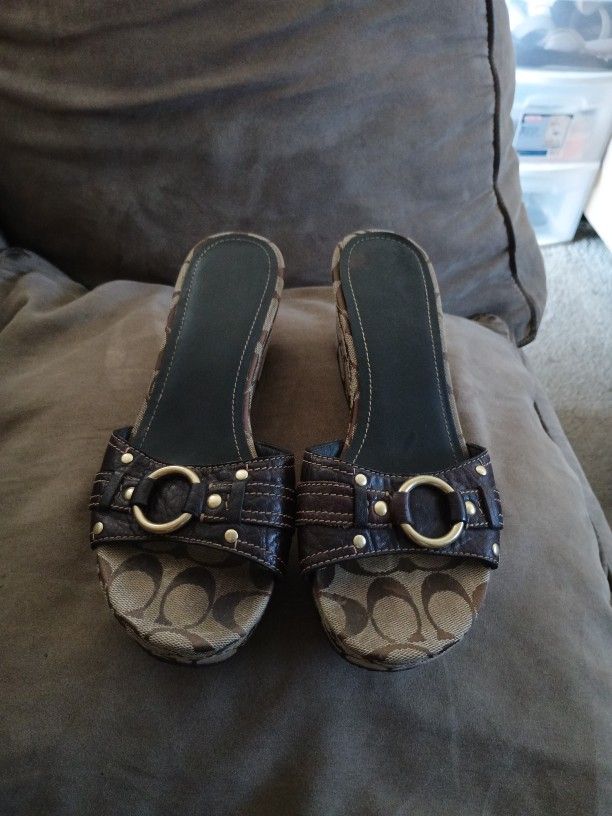 Coach Wedges