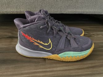Kyrie 7’s GS daybreak