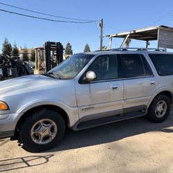 1998 Lincoln Navigator 5.4L ***for Parts Only*** 