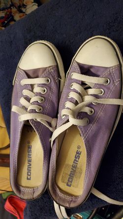 Converse size 7.5 gently used