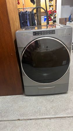 Whirlpool Front-Load Washer Chrome Shadow