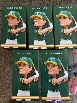 5 unopened bubble heads of Nick Kurtz !!!