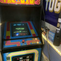 Vintage Ms. Pac-Man machine!!!