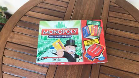 Monopoly electronic banking Hasbro gaming