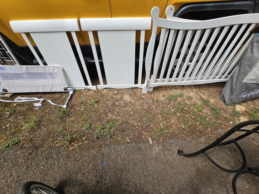 Crib & Toddler & Full Size Transition Bed Set