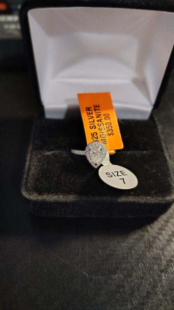 Size 7 Ring 