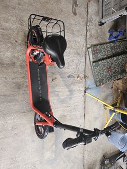 š„ DeLorean Electric Scooter Like New ā 100% Battery, Ready to Ride