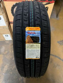 215/65/17 New tires set available