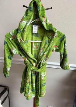 Child Size XS (4) Star Wars Disney Cozy Hooded Robe Just $5