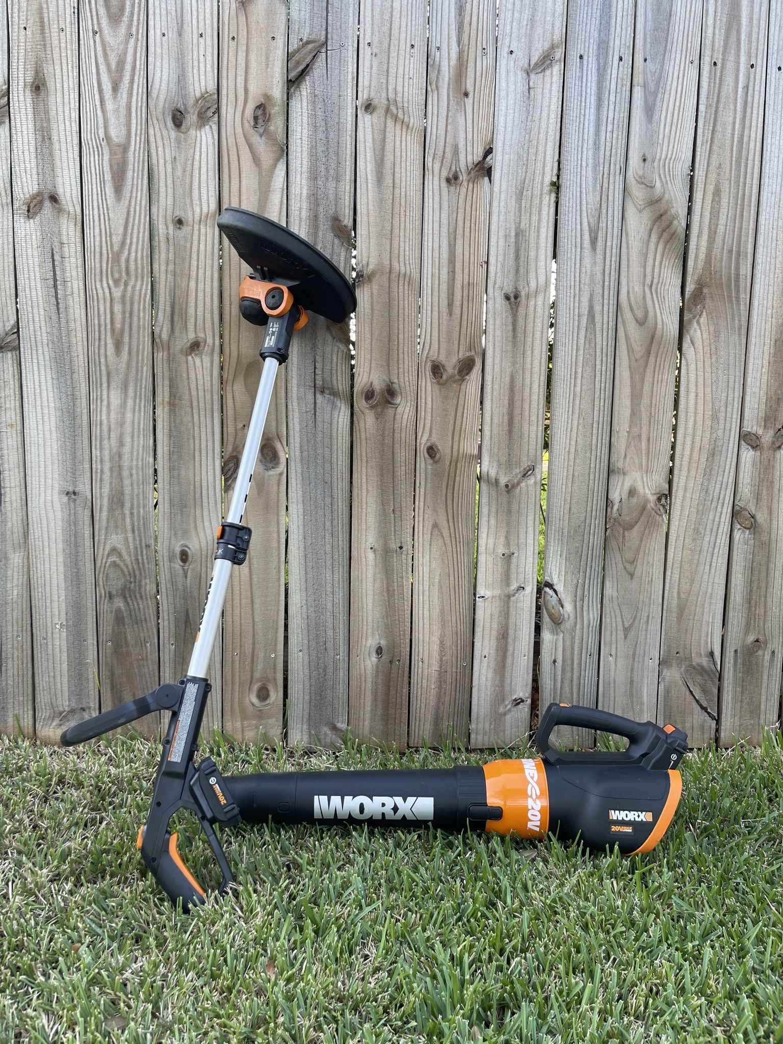 WORX 20V Cordless Leaf Blower and String Trimmer Set (WG546 + WG163)