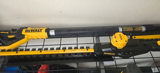 NEW DEWALT EXTENDED POLE HEDGER 100$ TOOL ONLY