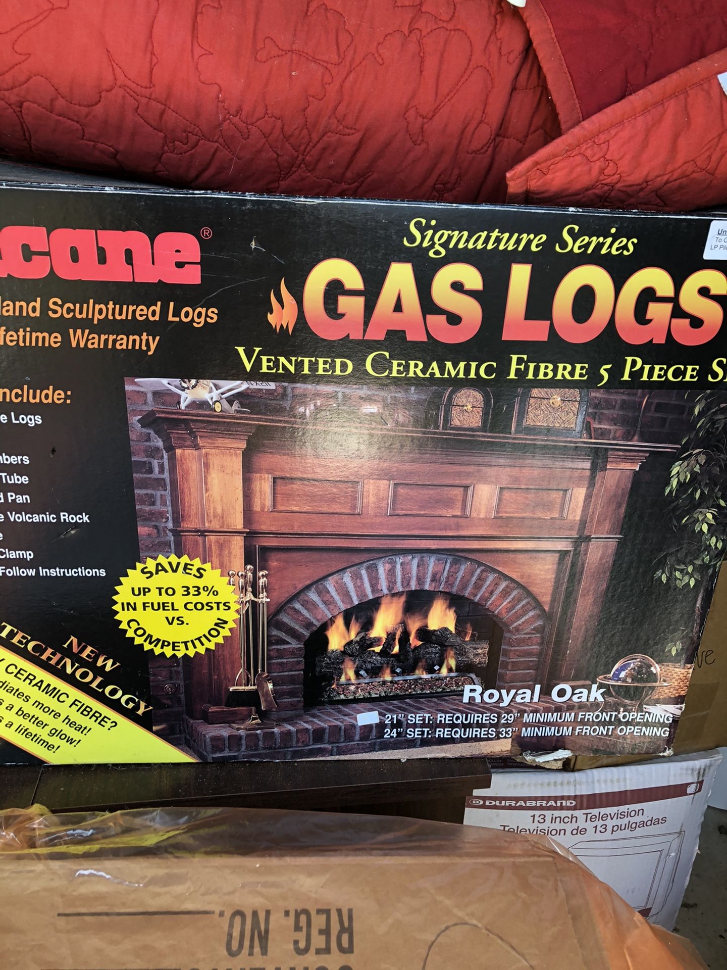 Gas logs  brand new