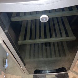 Mini Fridge 