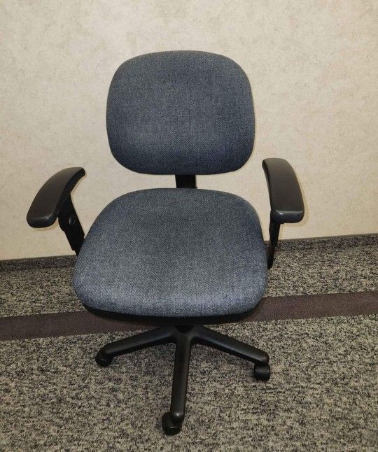 Rolling Office Chair 