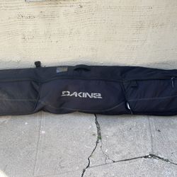 DAKINE Snowboard Travel Carrying Tour Bag Padded w/ 2 exterior pockets 