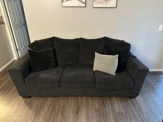 Couch set