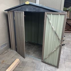  Small Shed