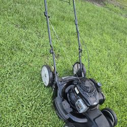 Mtd 21" Self-propelled Lawn Mower 
