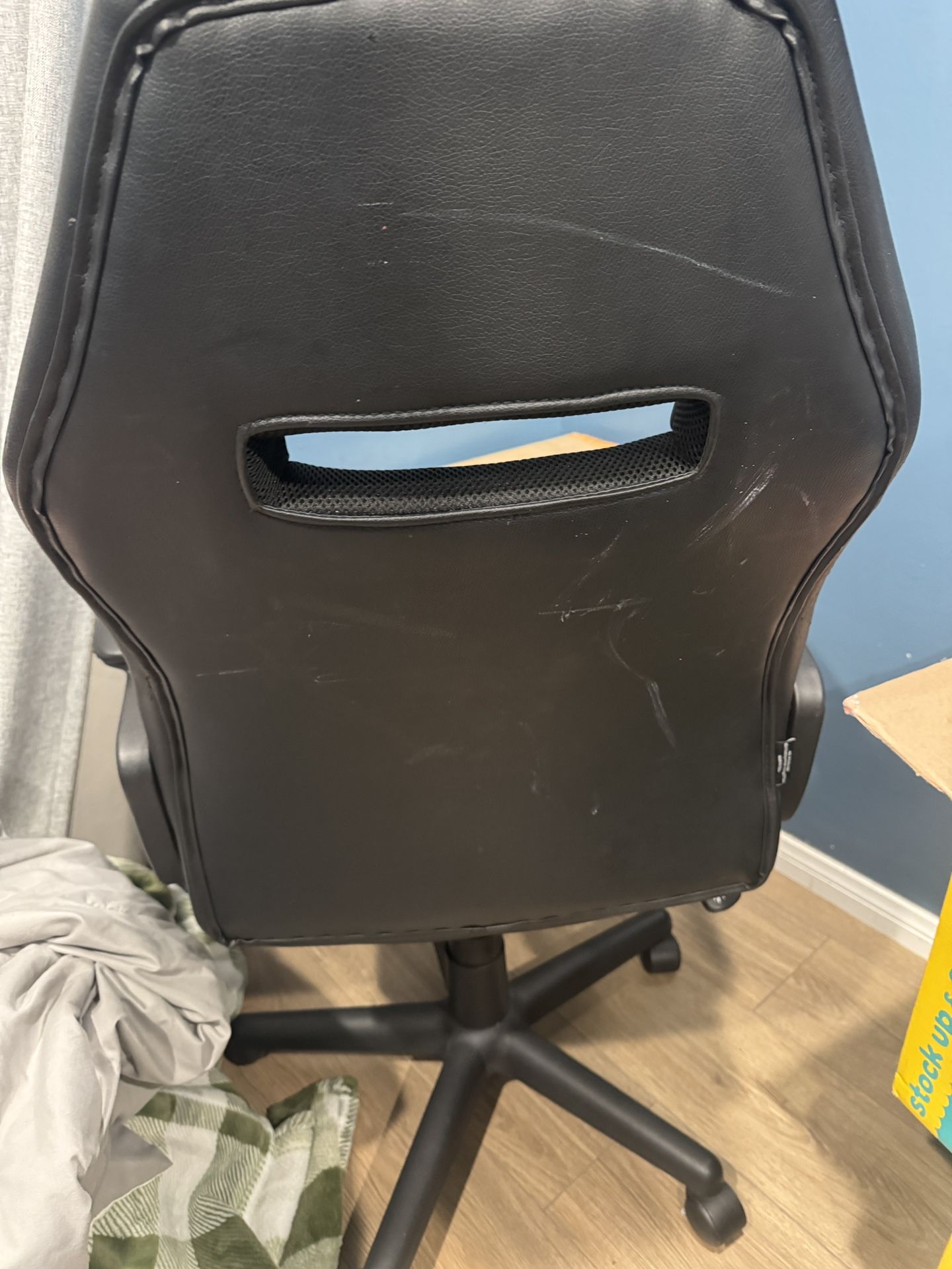 Gaming Table & Gaming Chair