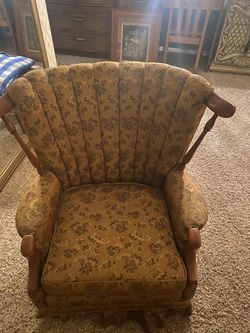 Vintage 1950s Wing Back Swivel Rocker Arm Chair