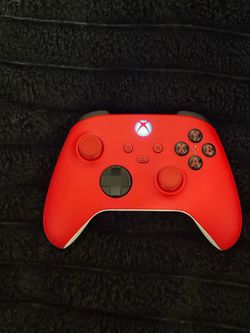 Xbox series X|S red controller