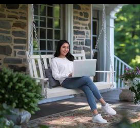 4 ft. Wood Patio Porch Swing Outdoor With Chains and Curved Bench, White.   Note:- there's tiny scratch please see pictures.   VEIKOUS Model # PG0210-