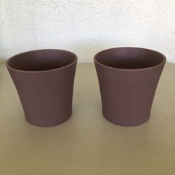 2 Ceramic Lavender Color Pots New $20