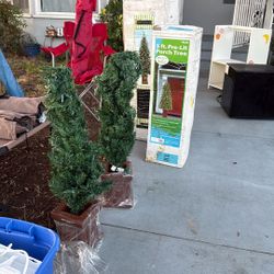 Christmas Porch Tree 