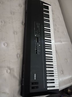 Yamaha KX8 Keyboard/Piano