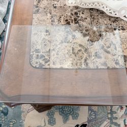 WR32X10156 GE Refrigerator Glass Shelf Genuine OEM Part.