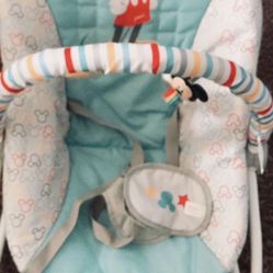 Mickey Mouse Vibration Bouncer 