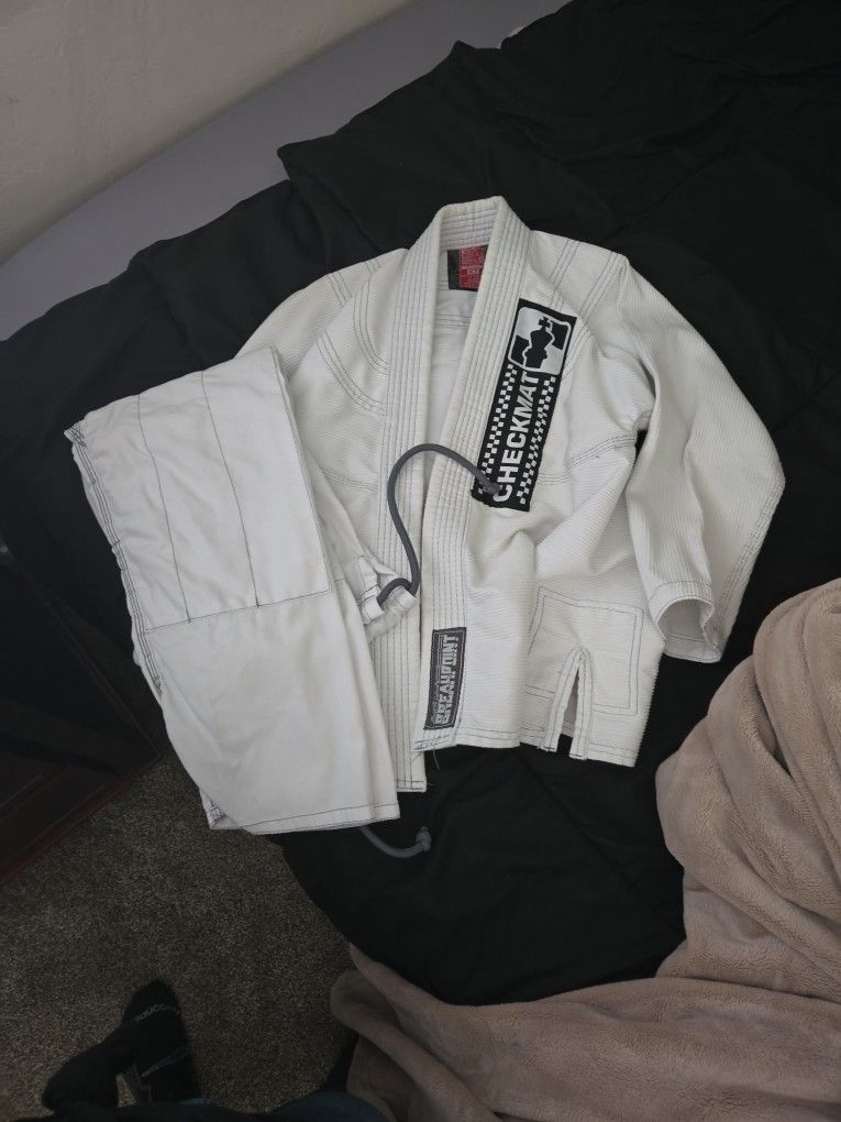 Juijitsu Gi Outfit K3