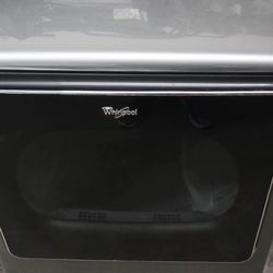 Whirlpool King Size Capacity Electric Dryer 8.8 cubic feet warranty Included Delivery Available