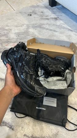Balenciaga Runner