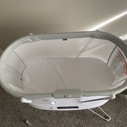 Fisher Price Bassinet 