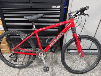 Cannondale F300 mountain bike