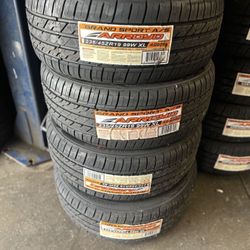 235/45/19 Arroyo New Free Mount And  Balanced included