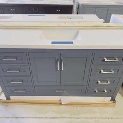 60 in. W x 22 in. D Single Sink Bath Vanity in Gray with White Top $925 