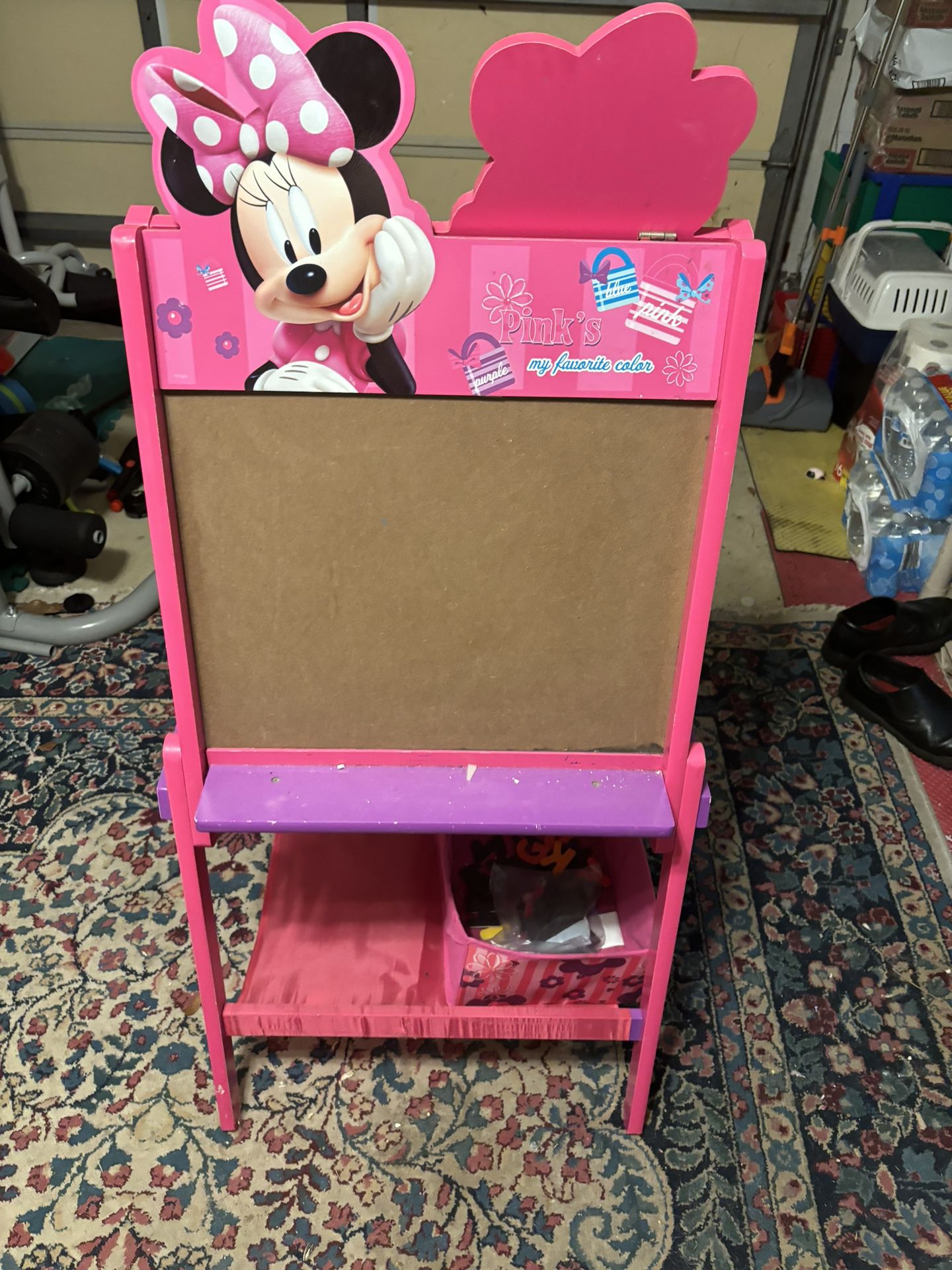 Minnie Mouse Kids Art Stand