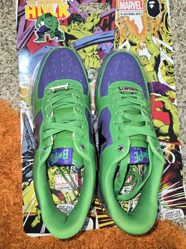 BAPE ( MARVEL INCREDIBLE HULK) SIZE 10