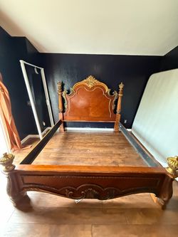 Pulaski King Bedroom Set