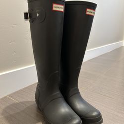 Hunter Women’s Tall Boots Size 7