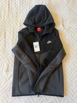 FS: Nike Tech Fleece Full Zip (IQ1013-010)