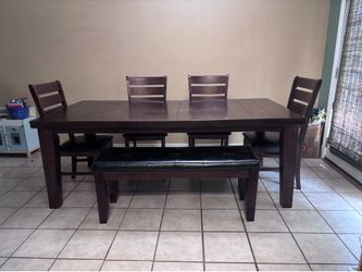 6-Piece Dining Table Set – $300 OBO