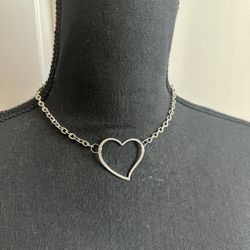 Silver heart choker necklace 